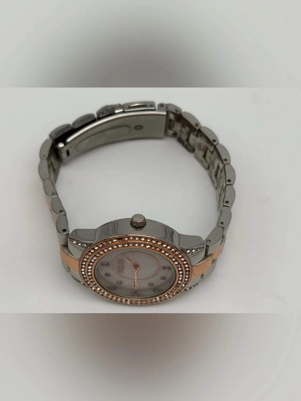 FOLIO FMDFOL921 Two Tone Quartz Analog Women's Watch